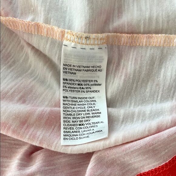 Chico's V-Neck Short Sleeve Top in Orange and Red - Picture 6 of 6